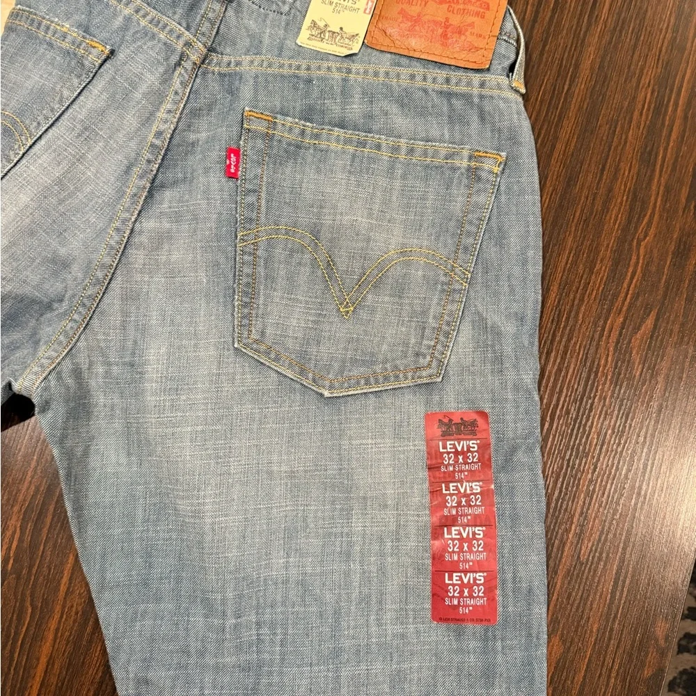 Levi's Vintage 514 Women's Straight Leg Jeans in Light Blue - Picture 8 of 10